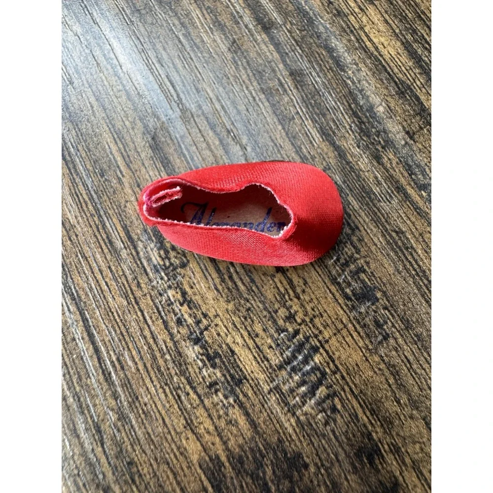 Madame Alexander Dorothy Red Ruby Slipper Shoe Single Replacement Part 8